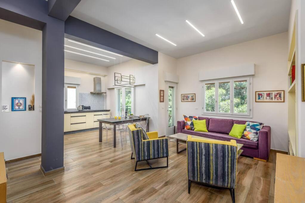 New Modern & Quiet 2br/2 Bath By Frishman Beach Apartment Tel Aviv-Jaffa